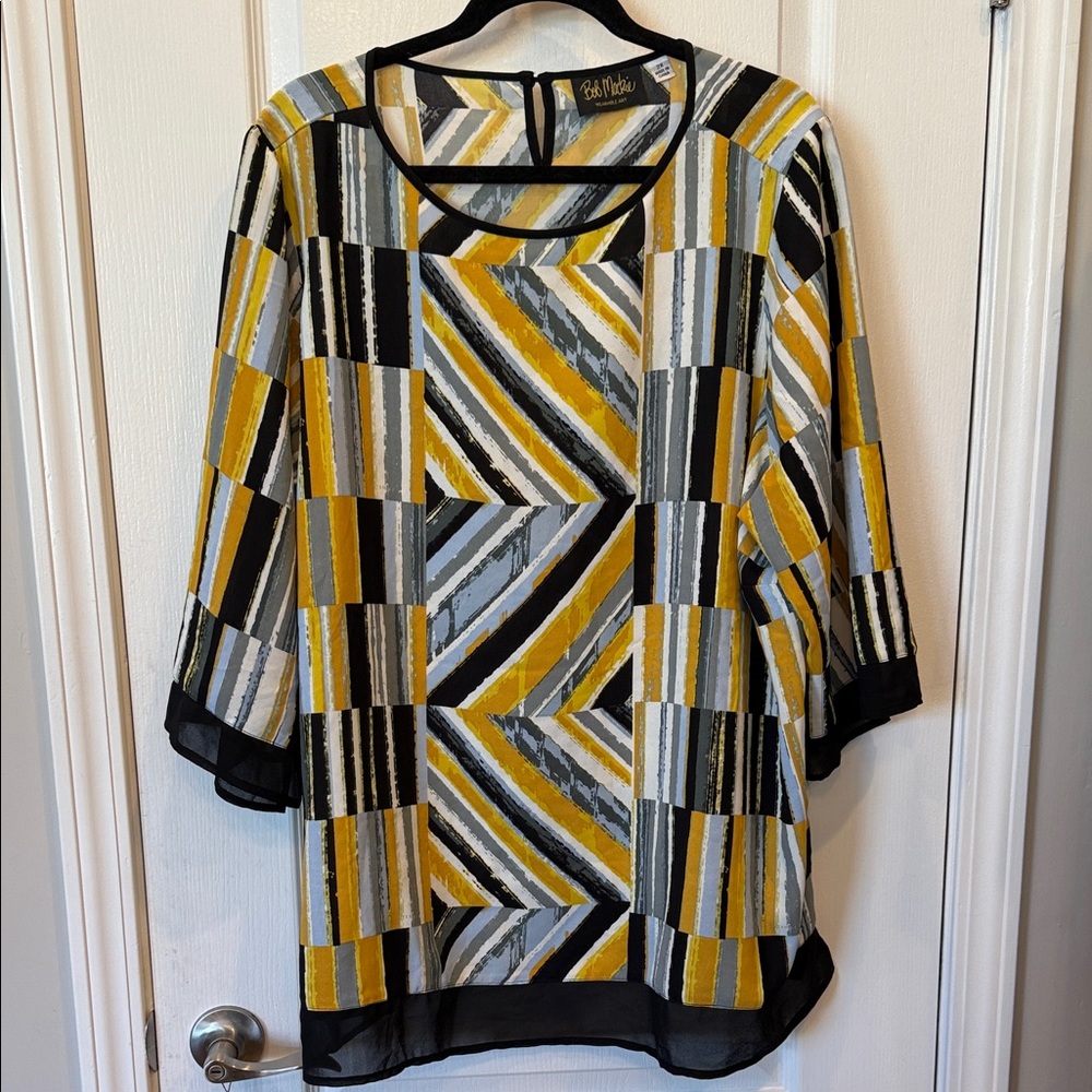 Bob Mackie Wearable Art Tunic 2X Chiffon Trim Geometric Print NWOT Plus Size